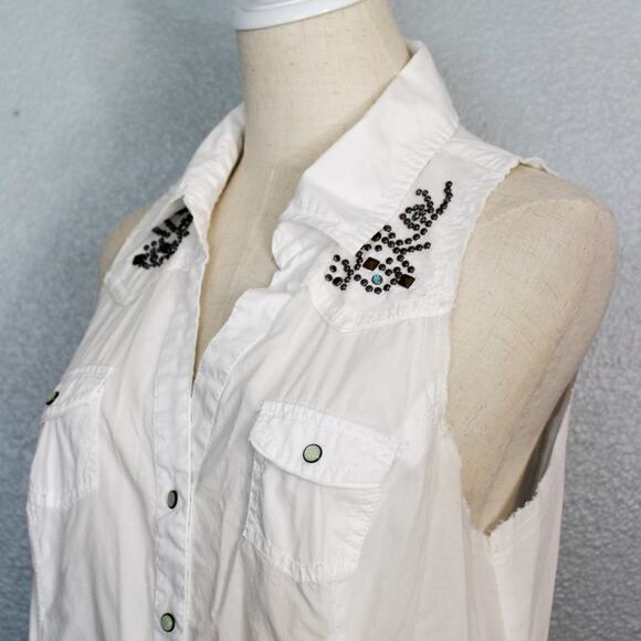 Guess Sleeveless Embellished Button Down Shirt Size L - Picture 3 of 10